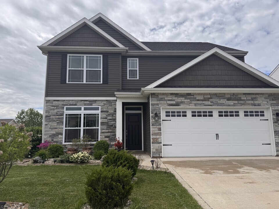 2003 Wesmar Ct in Kokomo, IN - Building Photo