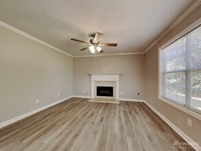 360 Brannans Ct in Mcdonough, GA - Building Photo - Building Photo