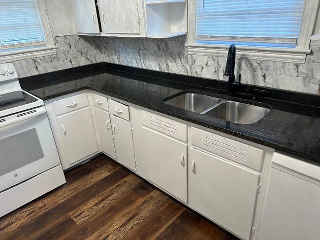 property at 5117 Farrow Rd