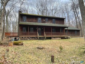 1315 Purchase Brook Rd in Southbury, CT - Building Photo