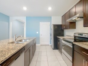 3348 Perennial Ln in Kissimmee, FL - Building Photo - Building Photo