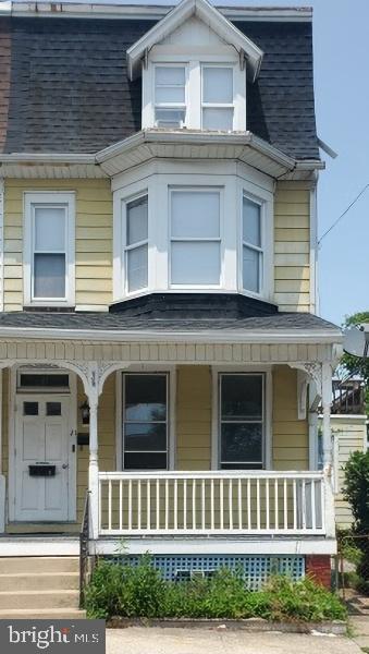 property at 21 E 9th Ave