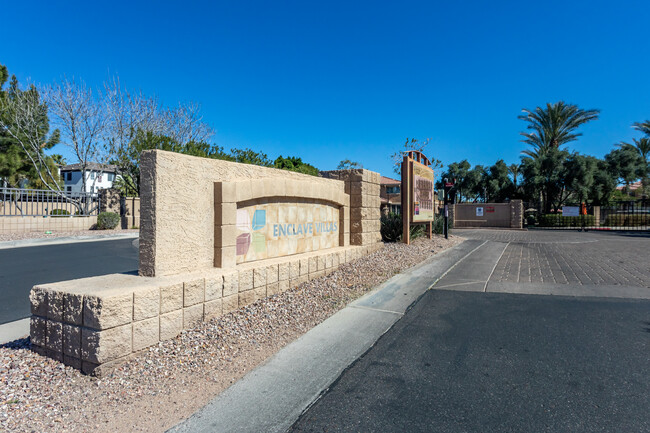 Enclave Villas in Phoenix, AZ - Building Photo - Building Photo