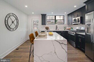 2018 S 8th St in Philadelphia, PA - Building Photo - Building Photo