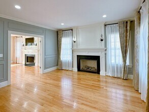 9 Vine St in Newton, MA - Building Photo - Building Photo