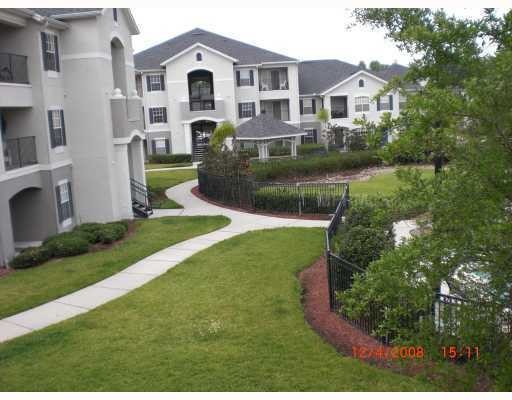 6542 Swissco Dr-Unit -APT 826 in Orlando, FL - Building Photo