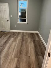 425 S 43rd St, Unit 1 in Philadelphia, PA - Foto de edificio - Building Photo