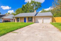 2831 Carson Dr in Katy, TX - Building Photo - Building Photo