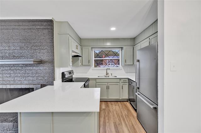property at 2230 Roman Ct