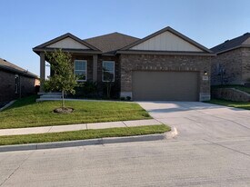 1316 Kennedy Rd in Howe, TX - Building Photo