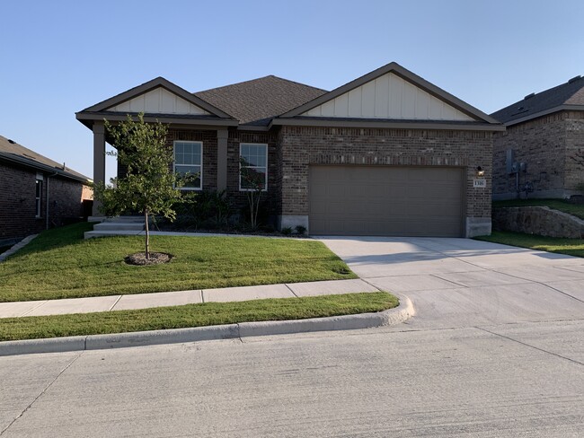 property at 1316 Kennedy Rd