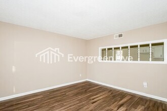 5410 Cedar Bluff Dr in Memphis, TN - Building Photo - Building Photo