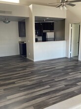 14145 N 92nd St, Unit 2011 in Scottsdale, AZ - Building Photo - Building Photo