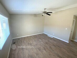 4246 S Gibraltar St in Aurora, CO - Building Photo - Building Photo