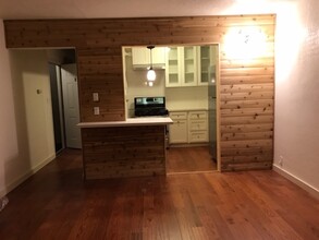 5643 Telegraph Ave in Oakland, CA - Building Photo - Building Photo