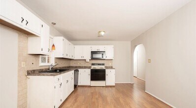 883 Milling Rd in Mocksville, NC - Building Photo - Building Photo