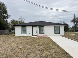 399 Quentin Ave NW in Winter Haven, FL - Building Photo