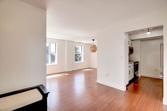 289 Essex St in Salem, MA - Building Photo - Building Photo