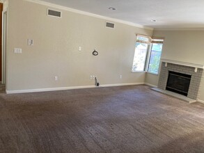 38693 Huntington Cir, Unit NA in Fremont, CA - Building Photo - Building Photo