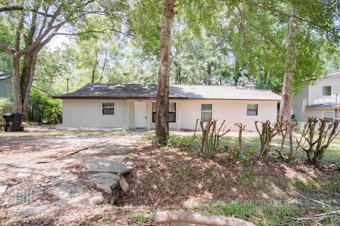 3420 Orlando Dr in Tallahassee, FL - Building Photo