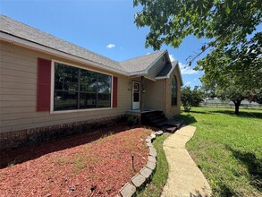 2139 Co Rd 4106, Unit 215-104C in Kaufman, TX - Building Photo - Building Photo