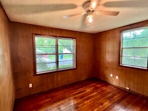 619 W 3rd St in Malvern, AR - Foto de edificio - Building Photo