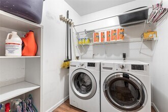 106 Mt Olympus Ct in St. Peters, MO - Building Photo - Building Photo