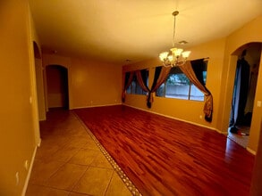 4311 W Hopi Trail in Phoenix, AZ - Building Photo - Building Photo