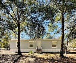 861 SE 40th Pl in Melrose, FL - Building Photo