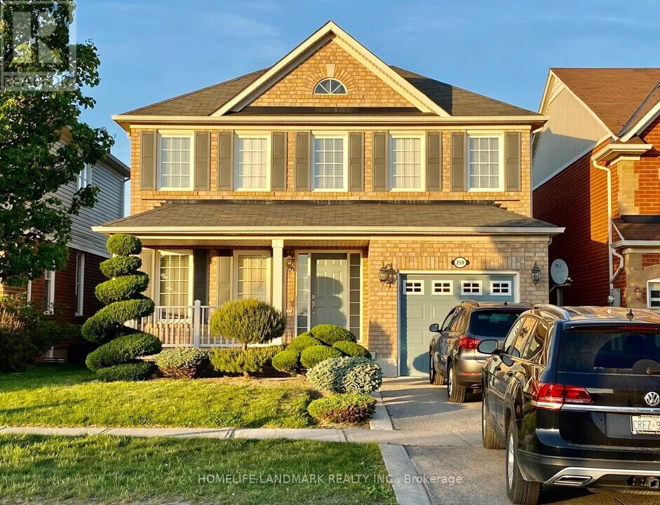 259 Mostar St in Whitchurch-Stouffville, ON - Building Photo
