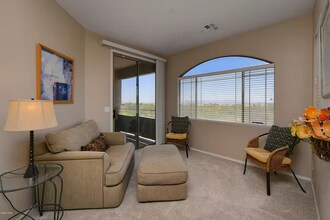 755 W Vistoso Highlands Dr in Oro Valley, AZ - Building Photo - Building Photo