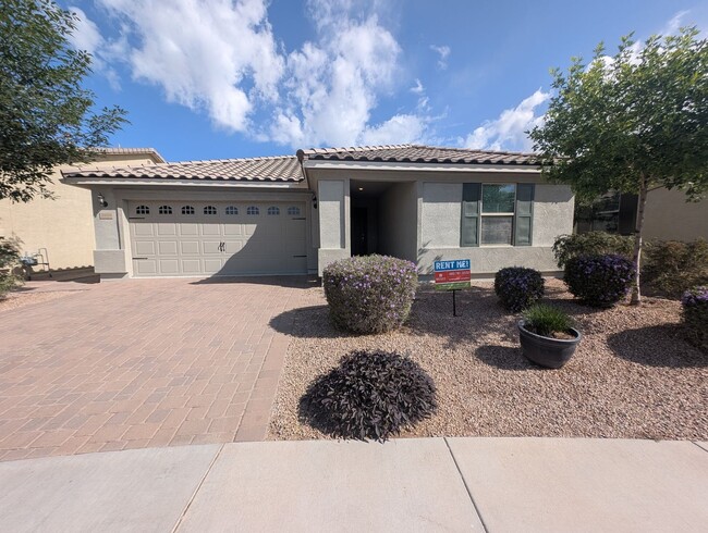property at 3880 E Constitution Dr