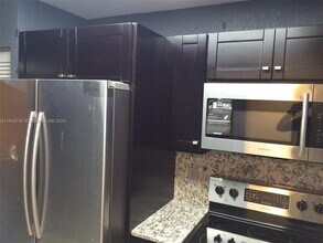901 NE 209th Terrace in Miami, FL - Building Photo - Building Photo