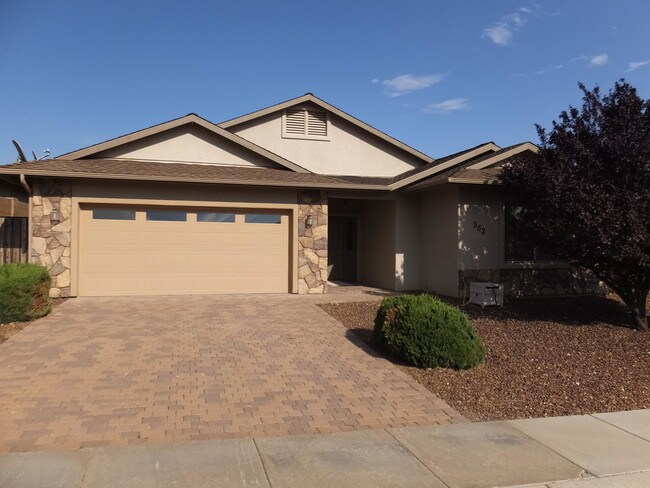 property at 552 N Magdalena St
