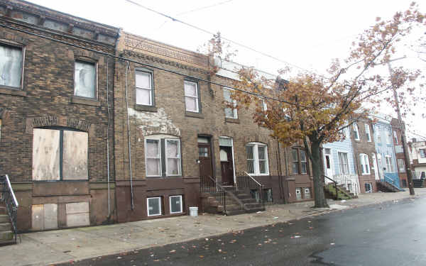 2636-2638 Reed St in Philadelphia, PA - Foto de edificio