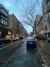 208 S 3rd St in Brooklyn, NY - Foto de edificio - Building Photo