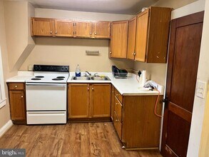 196 Church St in Hustontown, PA - Building Photo - Building Photo