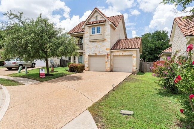 property at 15528 Interlachen Dr