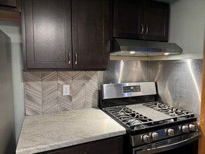 294 Arrowhead Dr in Lowell, IN - Foto de edificio - Building Photo