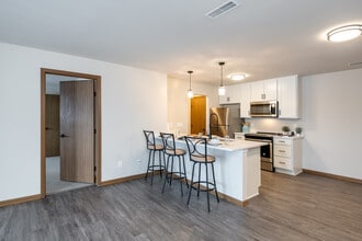 Shady Lane Apartments in Menomonee Falls, WI - Building Photo - Building Photo