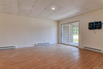 1614 US-9W in Marlboro, NY - Building Photo - Building Photo