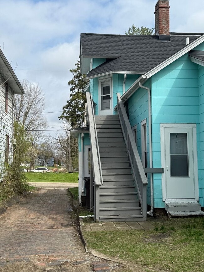 311 W Mason St in Jackson, MI - Building Photo - Building Photo