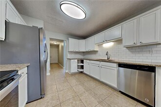 917 Tucker Ln in Loganville, GA - Building Photo - Building Photo