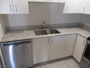 6192 Principia Dr in Ft. Myers, FL - Building Photo - Building Photo