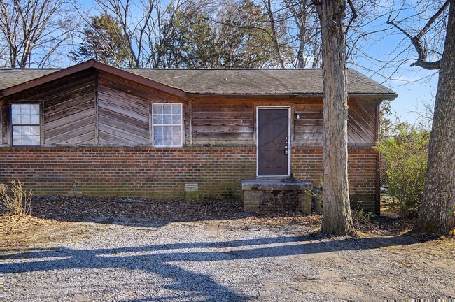 4424 Central Valley Dr in Nashville, TN - Building Photo - Building Photo
