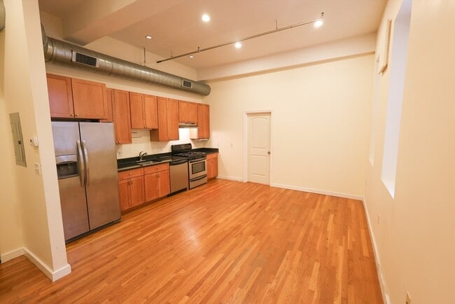 960 Broadway in Chelsea, MA - Building Photo - Building Photo