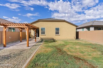 32041 N Wayne Ln in San Tan Valley, AZ - Building Photo - Building Photo