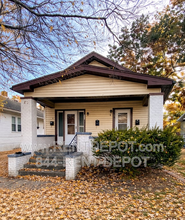 property at 827 Jefferson Ave