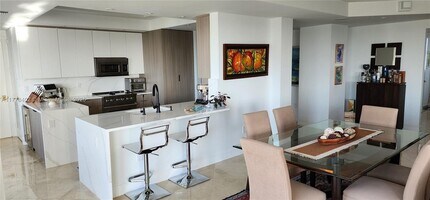 1395 S Ocean Blvd, Unit 7A in Pompano Beach, FL - Building Photo - Building Photo