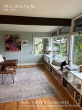 8917 25th Ave NE in Seattle, WA - Building Photo - Building Photo